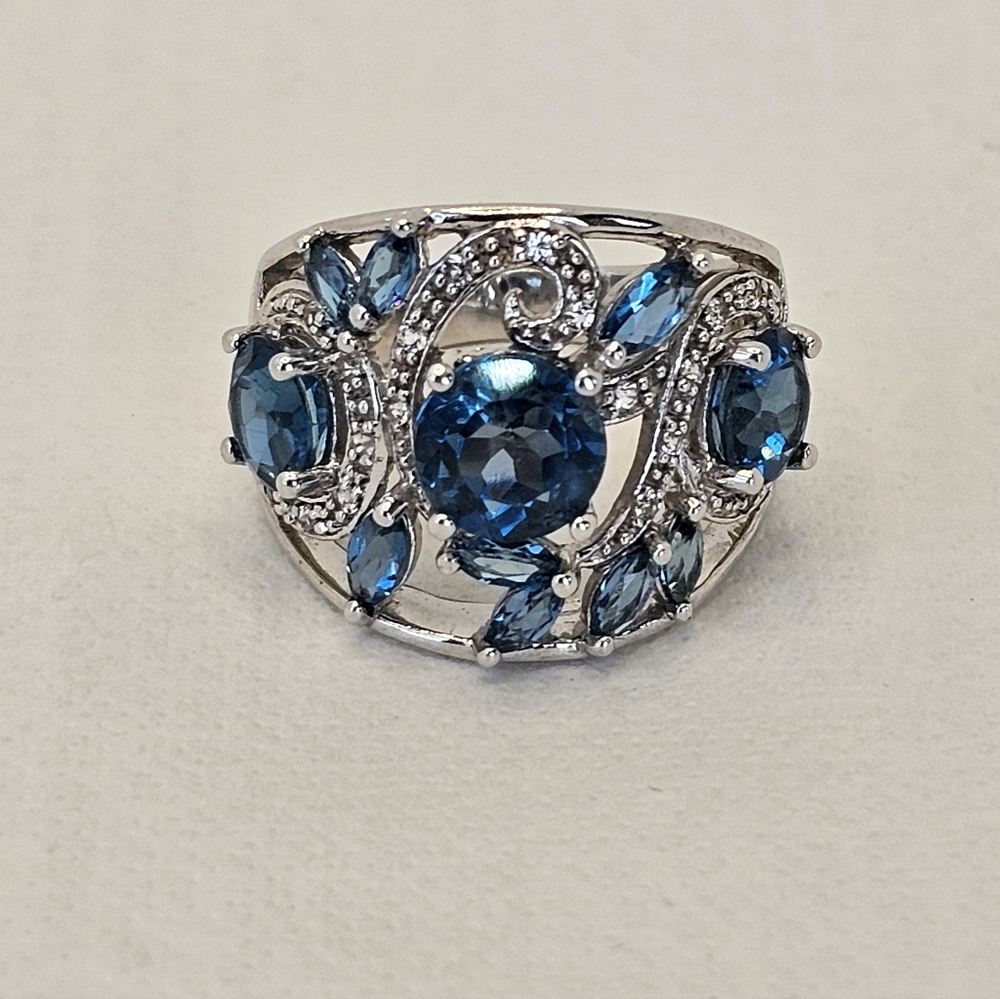 Natural London Blue Topaz Ring Rhodium Sterling Silver Size 7! New - Picture 10 of 13